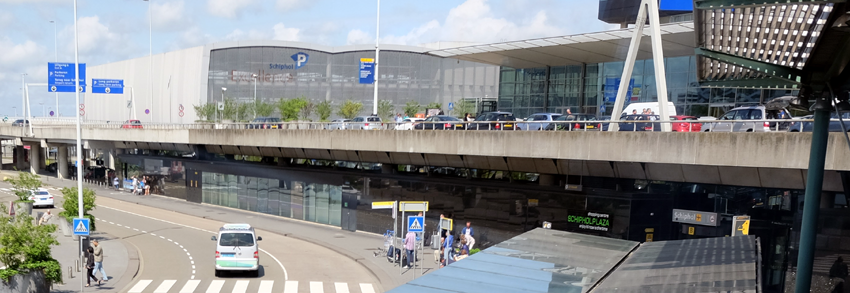 how to get from the airport in amsterdam to city center